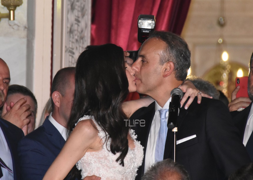 Γιώργος Παπανικολάου: Παντρεύτηκε με όλο τον πολιτικό κόσμο στο πλευρό του – Το album του γάμου του