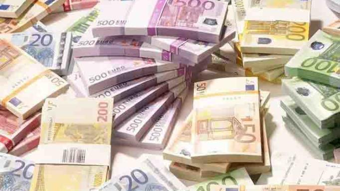 «Χρωστάω 170.000 ευρώ στην τράπεζα! Αν όλοι μου επέστρεφαν τα δανεικά, θα εξοφλούσα το δάνειο»