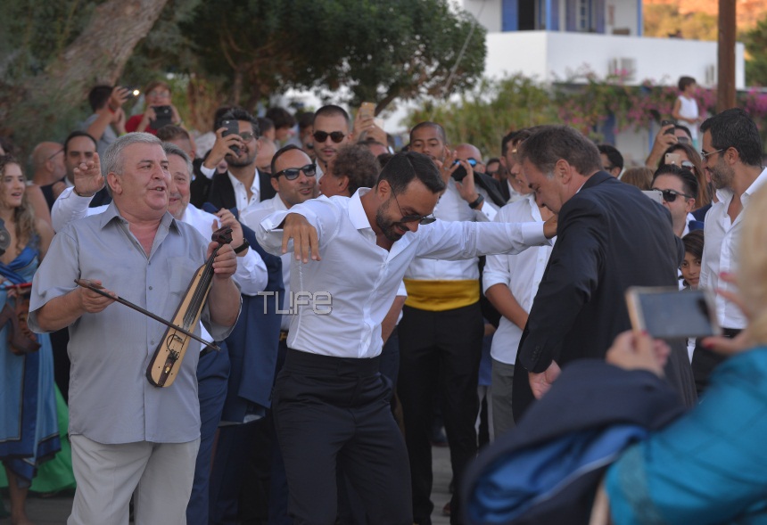 Σάκης Τανιμανίδης: Περήφανος για τον ποντιακό χορό του πριν το γάμο! Βίντεο