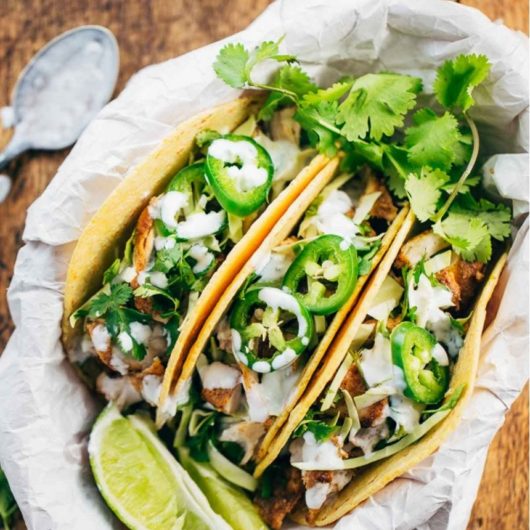 Tacos με ζουμερό κοτόπουλο και λαχανικά | tlife.gr Tacos με ζουμερό κοτόπουλο και λαχανικά | tlife.gr