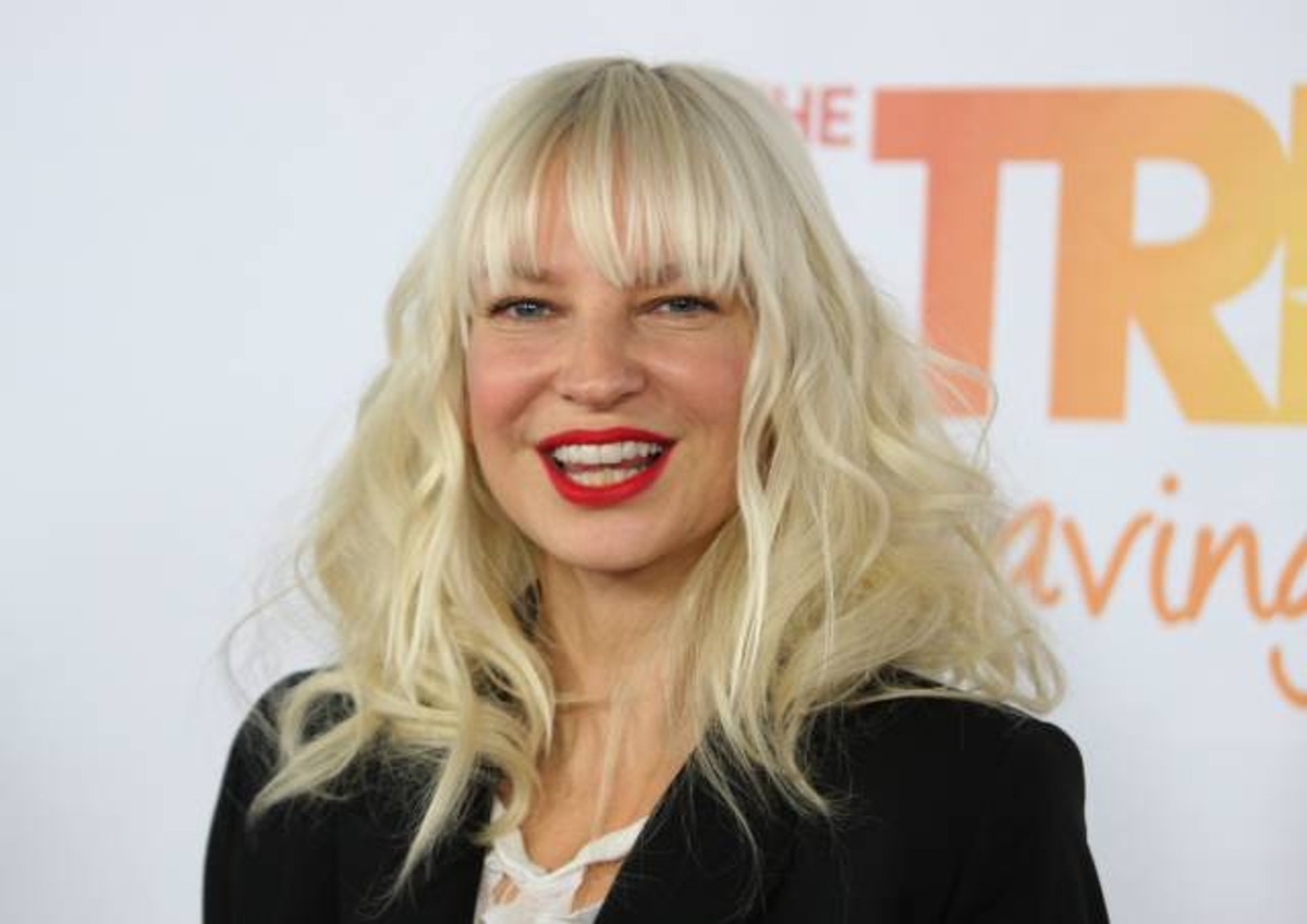 Sia: Το απίστευτο δώρο που έκανε σε 16χρονη συνεργάτιδά της!