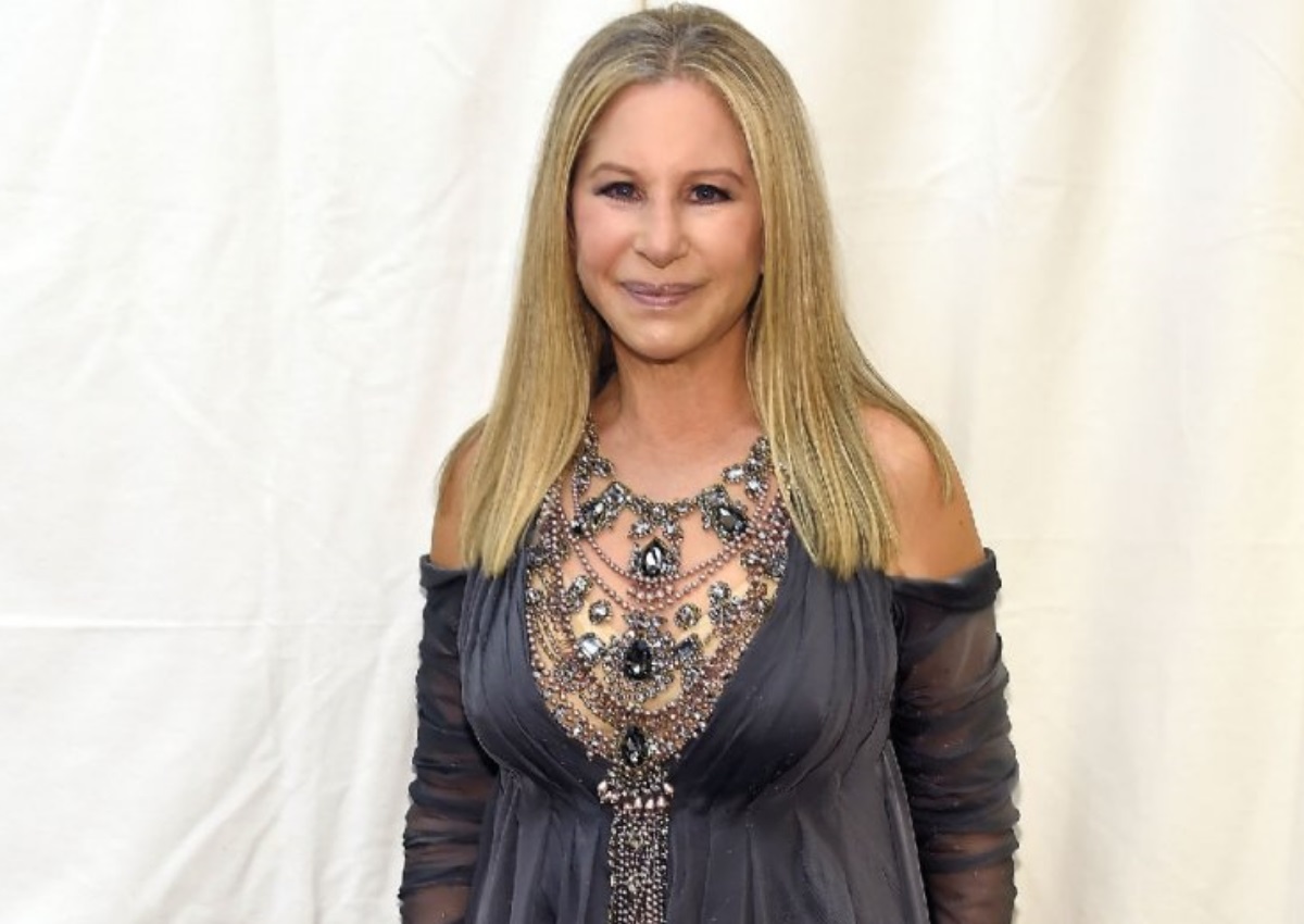 Barbra Streisand: “Είναι ηλίθιος και απατεώνας” – Τα “έχωσε” στο Donald Trump!