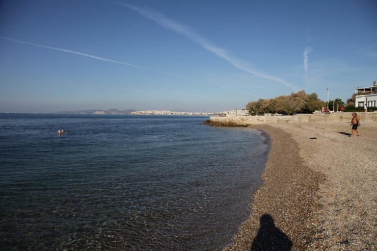 Κι άλλο πτώμα άνδρα βρέθηκε στον Φλοίσβο | tlife.gr Κι άλλο πτώμα άνδρα βρέθηκε στον Φλοίσβο | tlife.gr