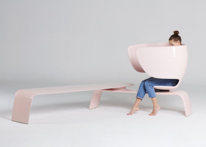 Heer: Η νέα stylish πολυθρόνα που προάγει τον δημόσιο θηλασμό με το εργονομικό design της