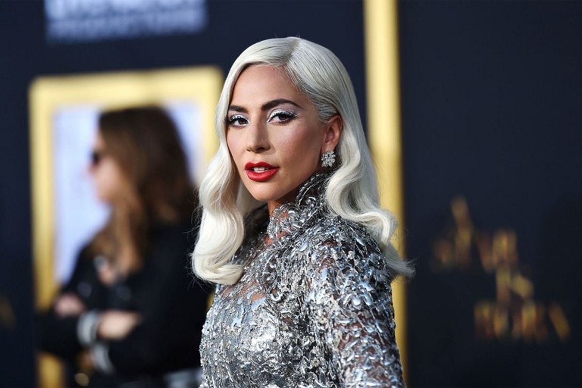 Lady Gaga: Δεν φαντάζεσαι πόσο κοστίζει το δακτυλίδι των αρραβώνων της