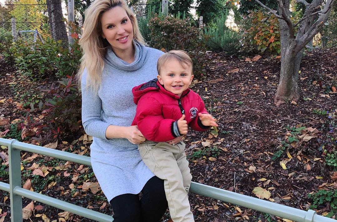 Χριστίνα Αλούπη: Η απίστευτη αντίδραση του δίχρονου γιου της της… για το μωρό που έχει στην κοιλιά της! Video