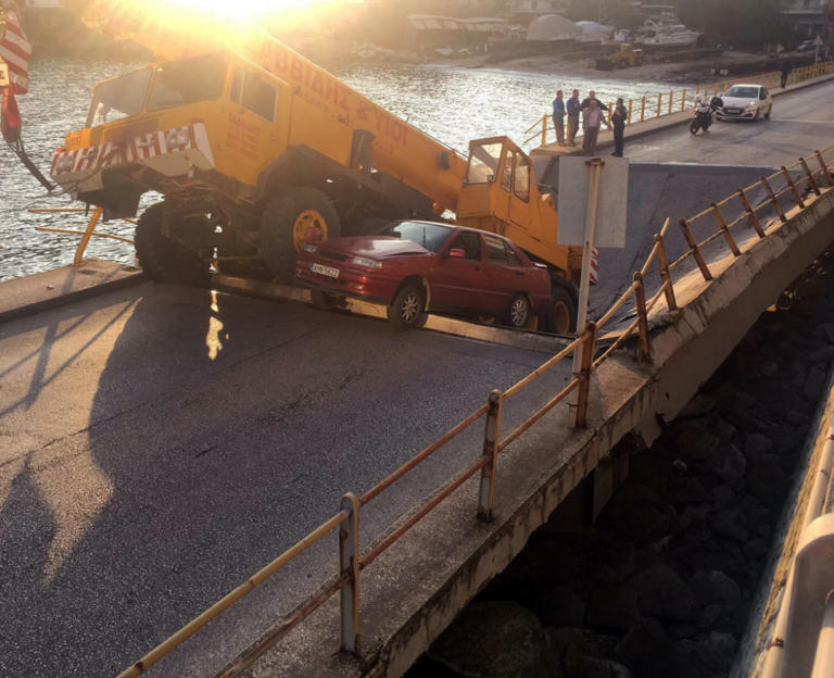 Έπεσε γέφυρα στην Καβάλα! Απίστευτες εικόνες μπροστά από το παλιό νοσοκομείο! | tlife.gr
