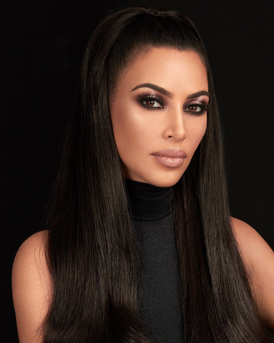 Η Kim Kardashian κυκλοφορεί την πρώτη της μάσκαρα και κάτι μας θυμίζει!