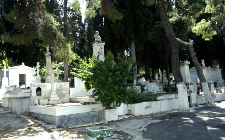 Συγκλονιστική ιστορία στην Πάτρα: Έχασαν το παιδί τους και πέθαναν με λίγες ώρες διαφορά! | tlife.gr Συγκλονιστική ιστορία στην Πάτρα: Έχασαν το παιδί τους και πέθαναν με λίγες ώρες διαφορά! | tlife.gr