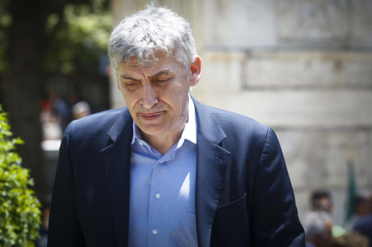 Θρήνος για τον Παναγιώτη Φασούλα – Πέθανε ο πατέρας του | tlife.gr Θρήνος για τον Παναγιώτη Φασούλα – Πέθανε ο πατέρας του | tlife.gr