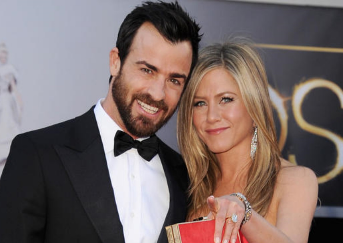 Jennifer Aniston: Πηγαίνει σε ψυχολόγο για να ξεπεράσει τον χωρισμό της από τον Justin Theroux!