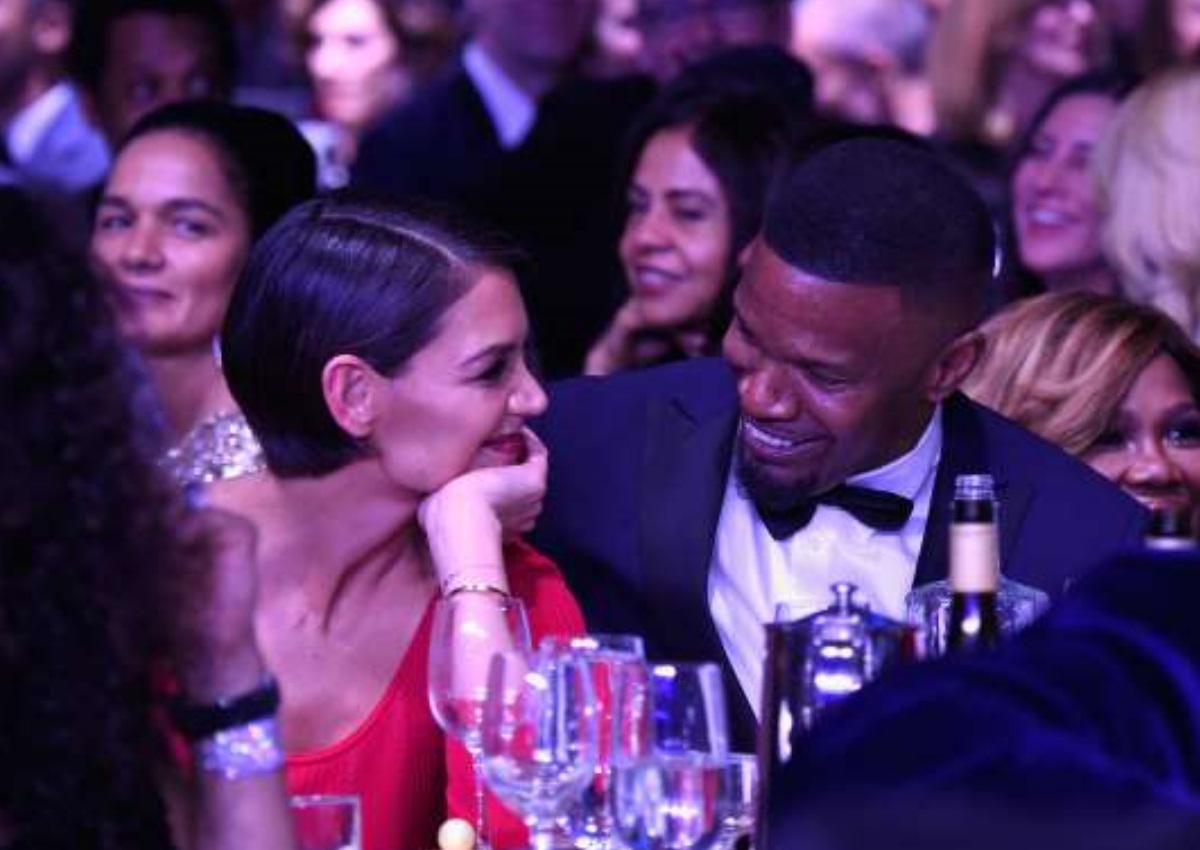 Katie Holmes – Jamie Foxx: Η σχέση τους γίνεται επίσημη! Παντρεύονται στο Παρίσι