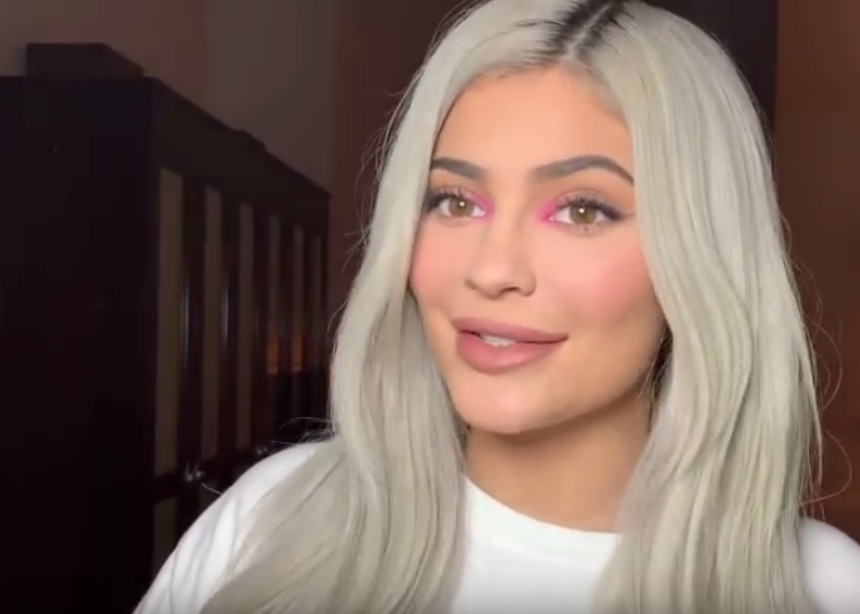 Το πιο cute video tutorial! Εμφανίζεται η κόρη της Kylie Jenner, Stormi!