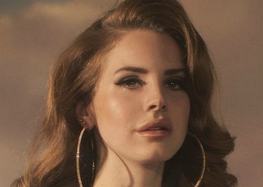 Lana Del Rey: Αυτό είναι το “χριστουγεννιάτικο” σπίτι που μόλις απέκτησε η… μελαγχολική τραγουδίστρια