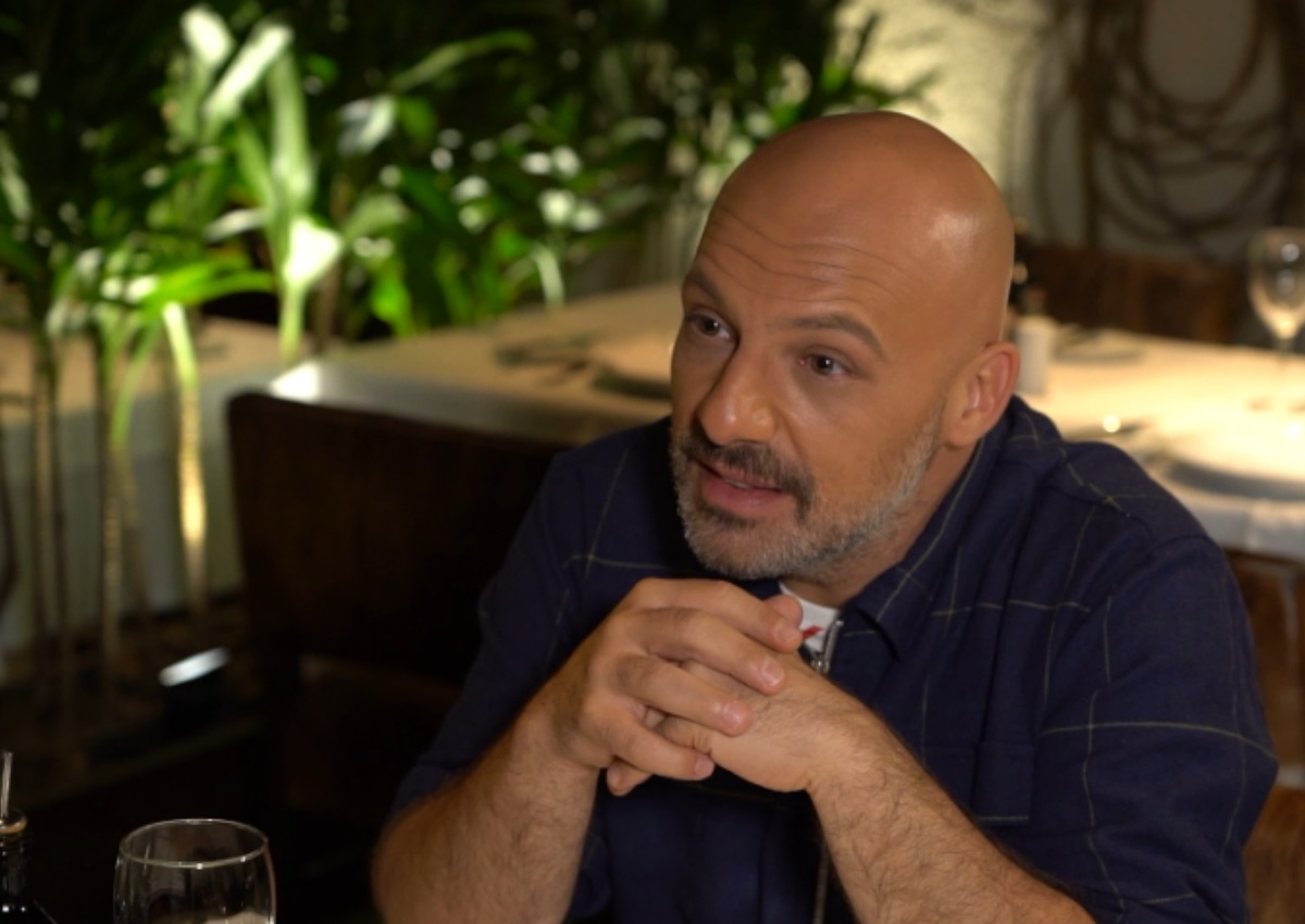 Nίκος Μουτσινάς: «Ό,τι θέλω είμαι! Δεν θέλω να σου απαντήσω και σε όλες τις ερωτήσεις!» | tlife.gr Nίκος Μουτσινάς: «Ό,τι θέλω είμαι! Δεν θέλω να σου απαντήσω και σε όλες τις ερωτήσεις!» | tlife.gr