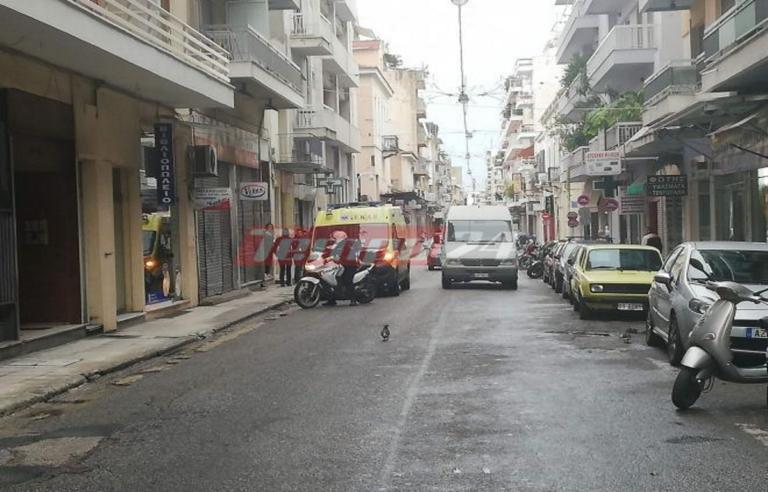 Πάτρα: Τον βρήκαν μέσα σε “λίμνη” αίματος”, στην είσοδο της πολυκατοικίας! Video | tlife.gr Πάτρα: Τον βρήκαν μέσα σε “λίμνη” αίματος”, στην είσοδο της πολυκατοικίας! Video | tlife.gr