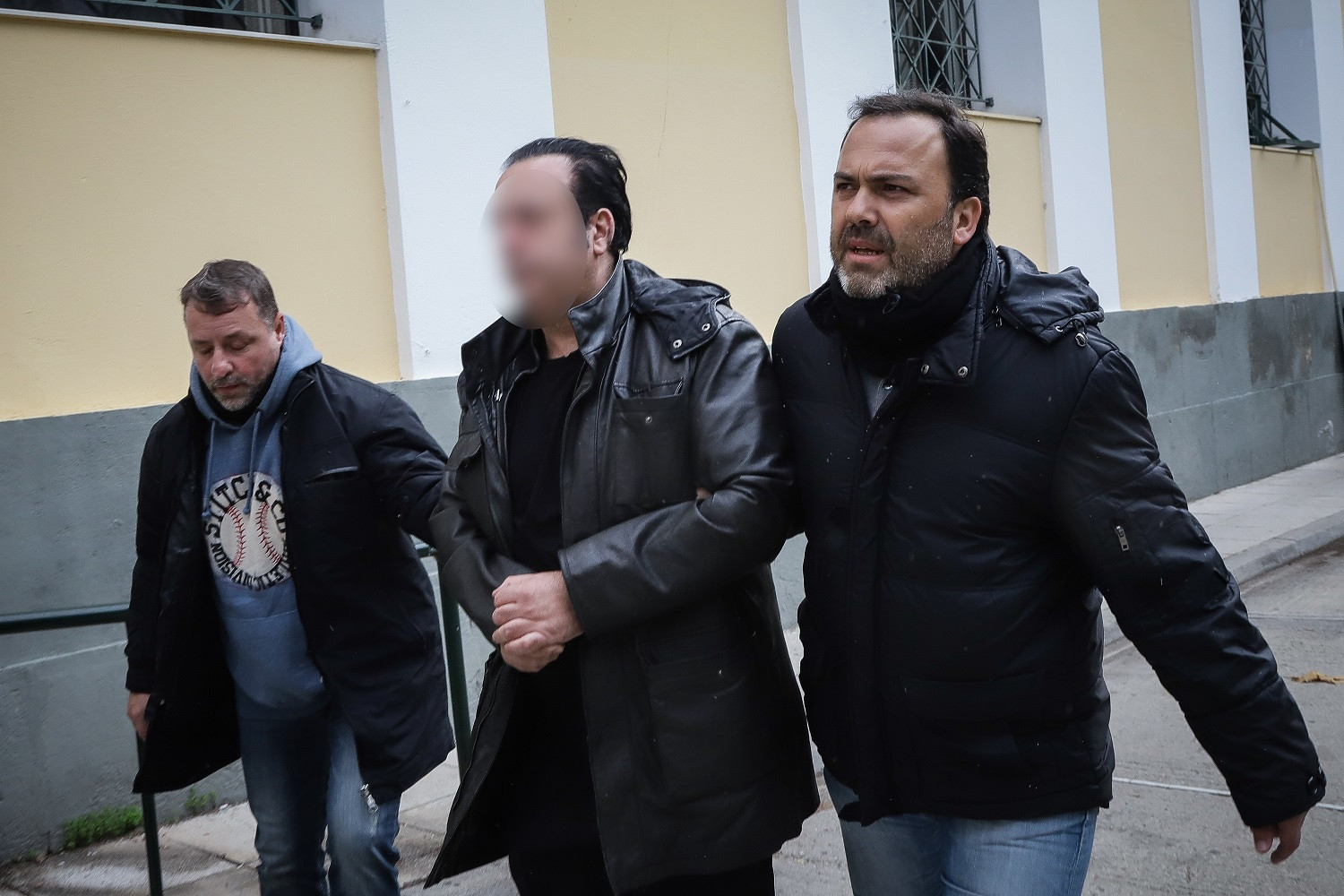 Στη φυλακή ο Ριχάρδος! | tlife.gr Στη φυλακή ο Ριχάρδος! | tlife.gr