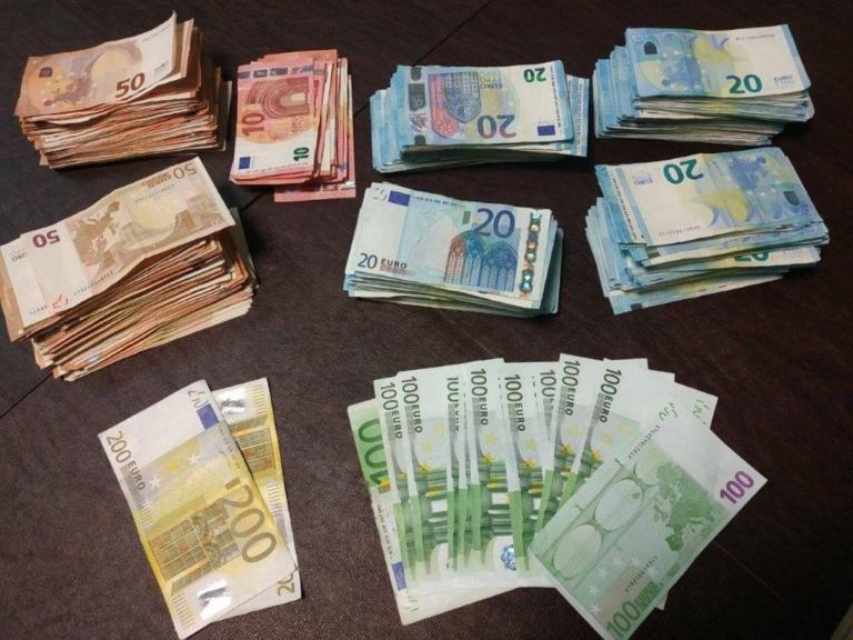 Μεγάλη σπείρα είχε πλημμυρίσει προϊόντα “μαϊμού”, ναρκωτικά και λαθραία τσιγάρα την Αθήνα και τη Θεσσαλονίκη | tlife.gr Μεγάλη σπείρα είχε πλημμυρίσει προϊόντα “μαϊμού”, ναρκωτικά και λαθραία τσιγάρα την Αθήνα και τη Θεσσαλονίκη | tlife.gr