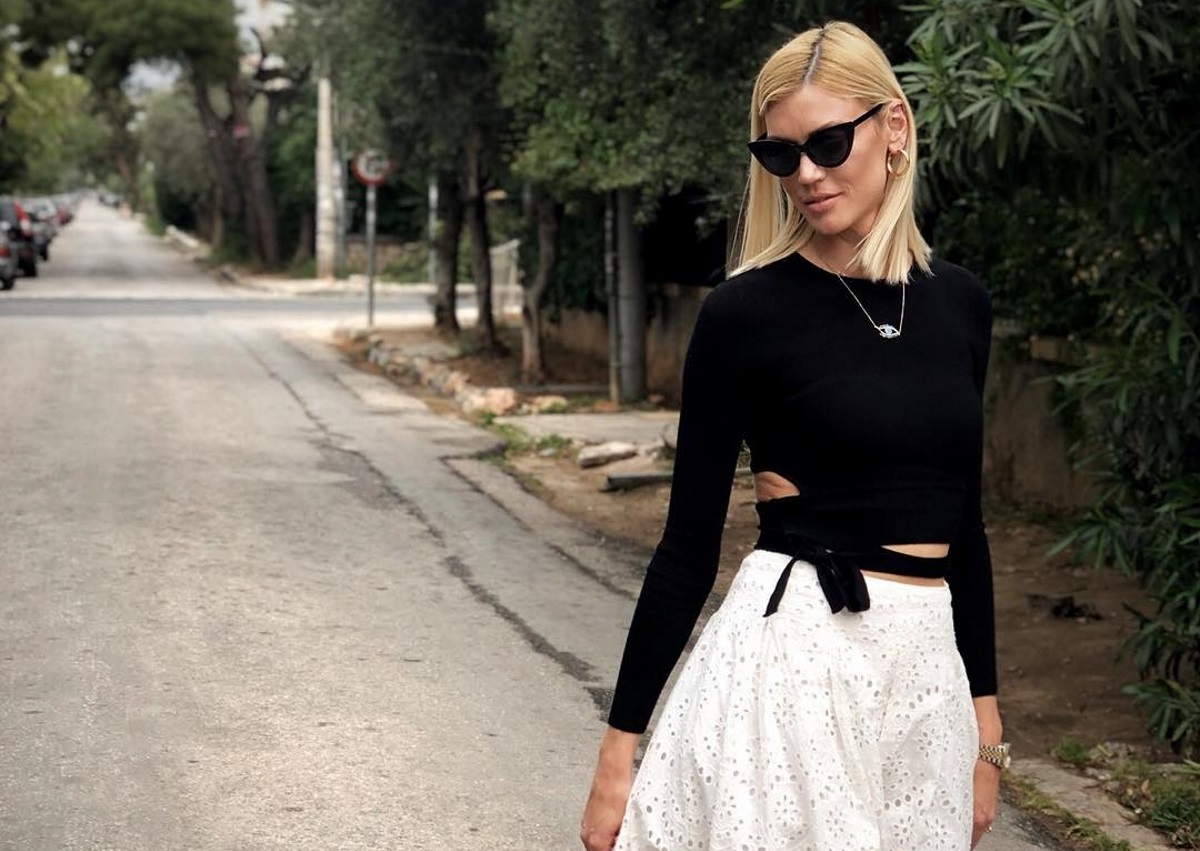 Βάσω Κολλιδά: Δύσκολες ώρες για το μοντέλo – Έφυγε από τη ζωή αγαπημένο της πρόσωπο [pics]