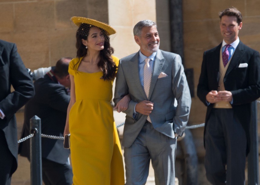 Το φόρεμα της Amal Clooney στο βασιλικό γάμο μπορεί να γίνει δικό σου!