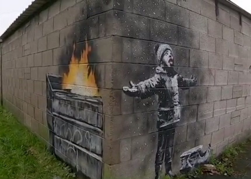Ο Banksy μας εύχεται (;) καλά Χριστούγεννα με ένα καινούριο mural | tlife.gr