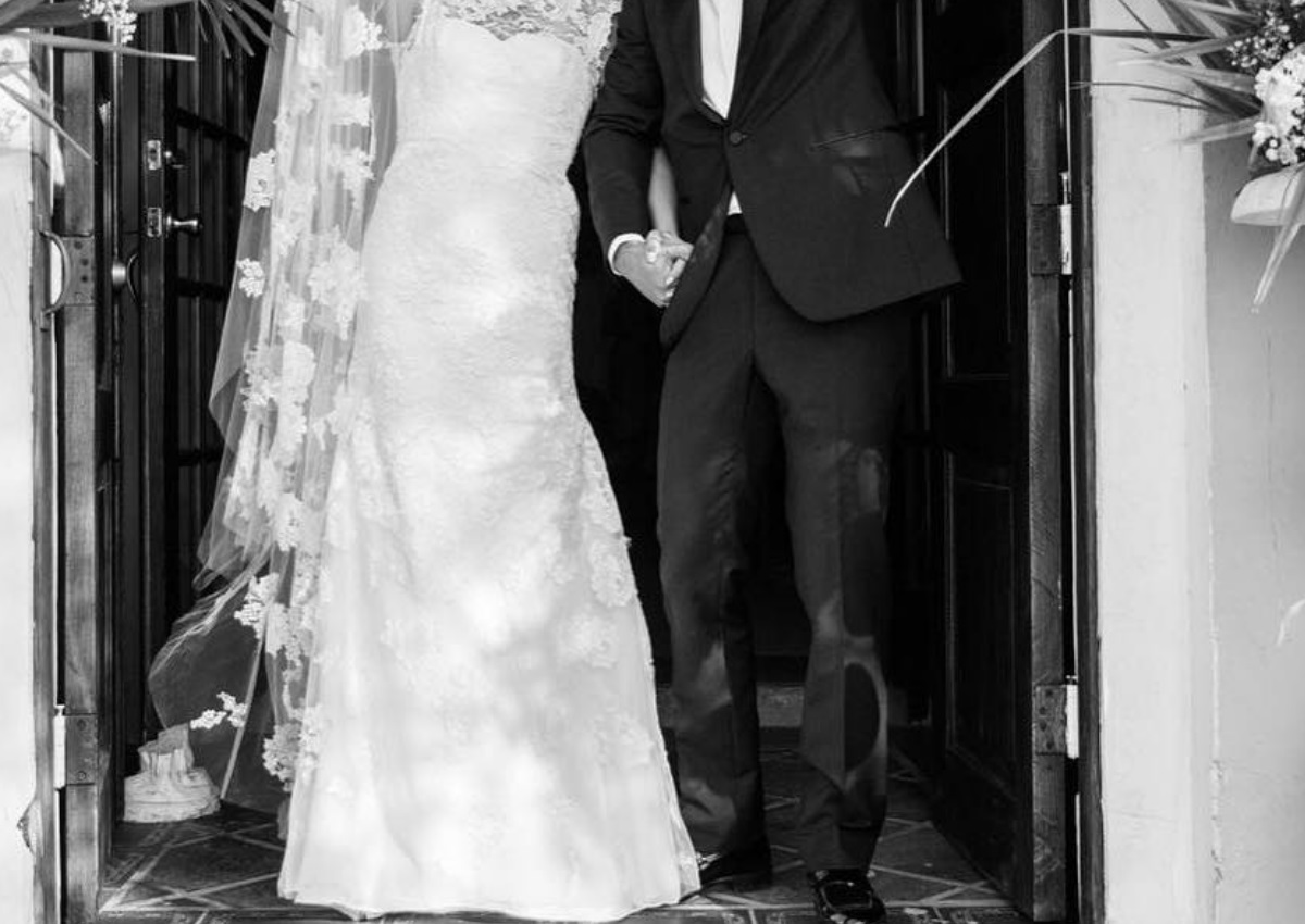 Το ζευγάρι της showbiz παντρεύτηκε και αυτές είναι οι πρώτες φωτογραφίες από τον γάμο του!