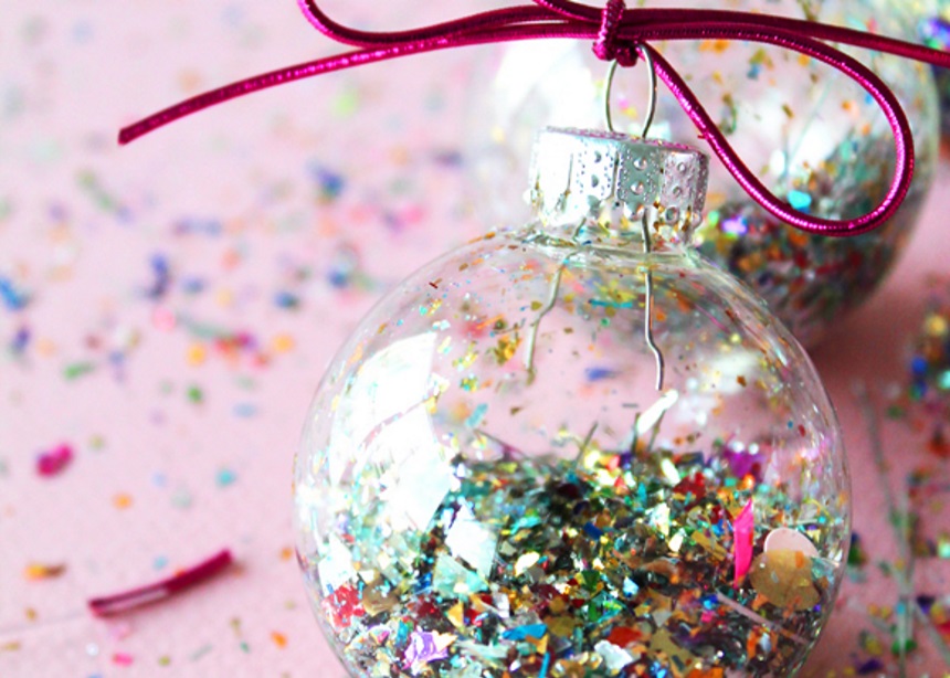 Glittered Up: Αυτές είναι οι πιο stylish DIY μπάλες για το δέντρο σου!