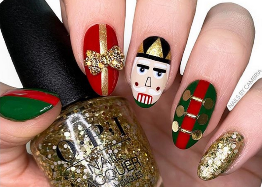 Nutcracker nail art: το μανικιούρ που θα σε κάνει να νιώσεις Χριστούγεννα!