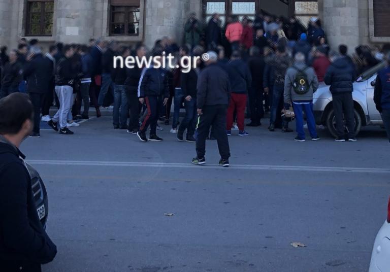 Ελένη Τοπαλούδη: Προφυλακιστέοι οι δύο νεαροί – Οργή στη Ρόδο | tlife.gr Ελένη Τοπαλούδη: Προφυλακιστέοι οι δύο νεαροί – Οργή στη Ρόδο | tlife.gr