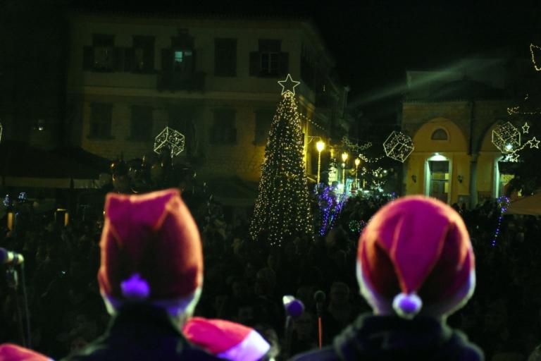 Εορταστικό ωράριο Χριστουγέννων 2018 και Κυριακές με ανοιχτά μαγαζιά