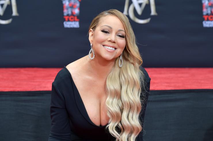 Mariah Carey: Διεκδικεί αποζημίωση 3 εκατομμυρίων δολαρίων από την προσωπική της βοηθό