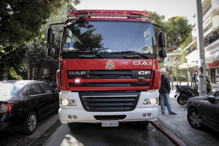 Παραλίγο τραγωδία στην Καλλιθέα – Έβγαλαν αναίσθητα δύο παιδάκια από φλεγόμενο σπίτι! | tlife.gr Παραλίγο τραγωδία στην Καλλιθέα – Έβγαλαν αναίσθητα δύο παιδάκια από φλεγόμενο σπίτι! | tlife.gr
