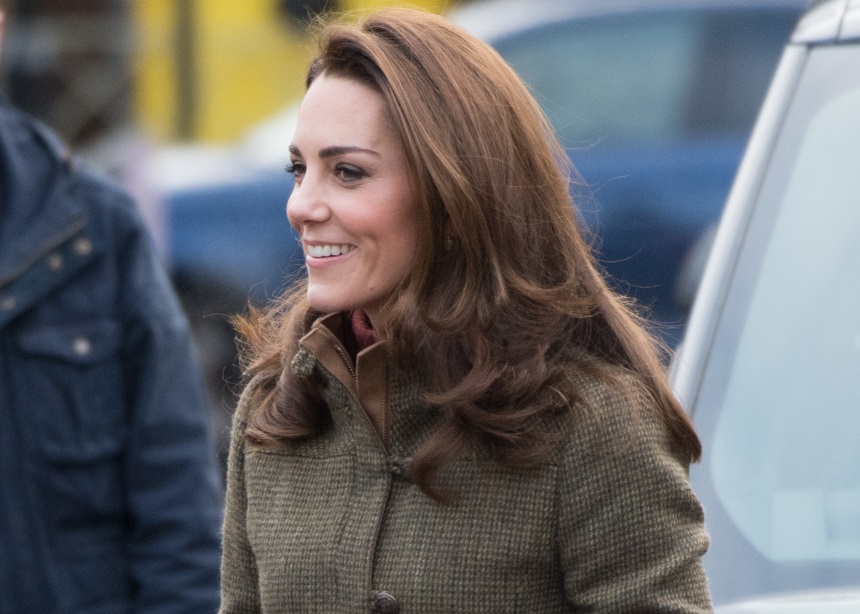 Αυτή είναι η πρώτη φορά που βλέπουμε την Kate Middleton με hiking boots (και μας άρεσε πολύ)