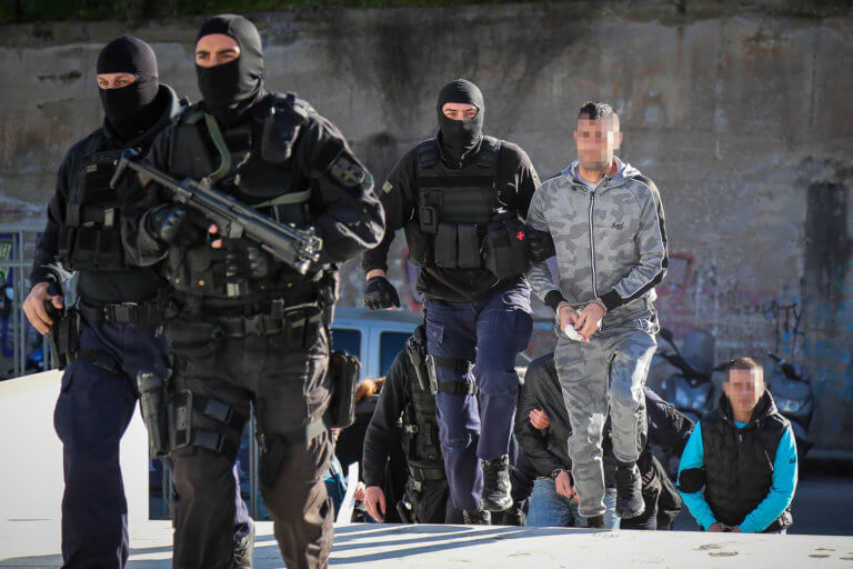 Τα τελευταία λόγια του Μιχάλη Ζαφειρόπουλου στους εκτελεστές του – Συγκλόνισε η σύζυγός του | tlife.gr Τα τελευταία λόγια του Μιχάλη Ζαφειρόπουλου στους εκτελεστές του – Συγκλόνισε η σύζυγός του | tlife.gr