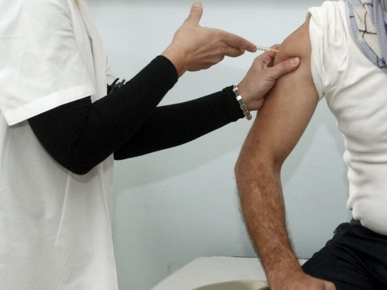 «Θερίζει» η γρίπη! Ανεμβολίαστο το 84% των νεκρών – Μεγάλη προσοχή