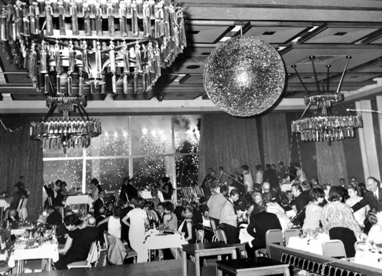 Η ιστορία του ξενοδοχείου Hilton – Αγέραστο παρότι κοντεύει τα 60 [pics]