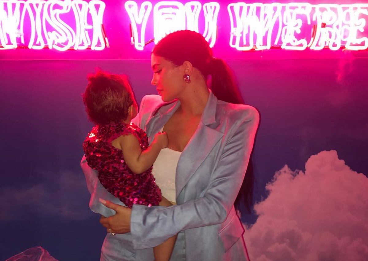 Kylie Jenner: Το απίστευτο party που διοργάνωσε για τα πρώτα γενέθλια της κόρης της, Stormi! [pics,vid]