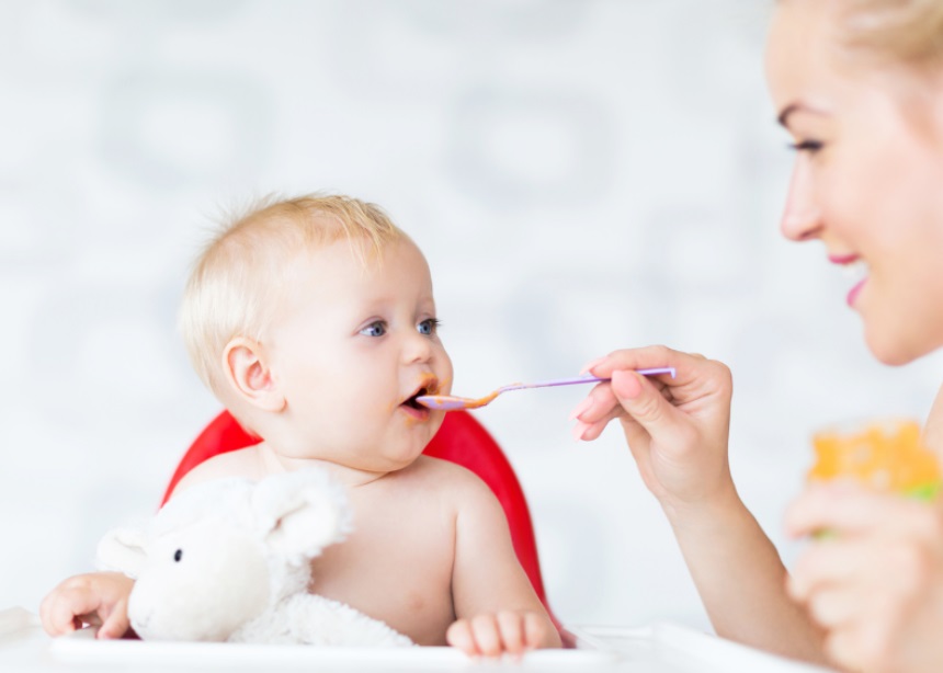 Baby Food: Η εισαγωγή των στερεών τροφών και χρήσιμα διατροφικά tips για την μετάβαση