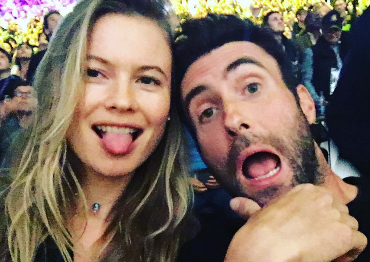 Behati Prinsloo: Οι γλυκές ευχές της στον σύζυγο της Adam Levine για τα γενέθλια του!