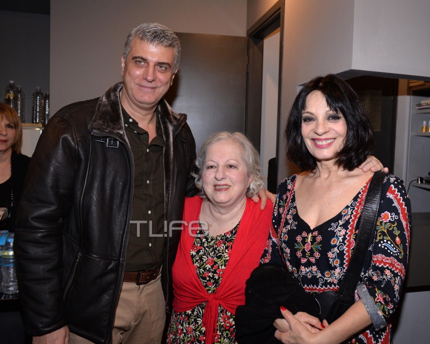 Ελένη Γερασιμίδου: Έκανε επίσημη πρεμιέρα στο θέατρο σε σκηνοθεσία της κόρης της Άννας Ξένου! Φωτογραφίες