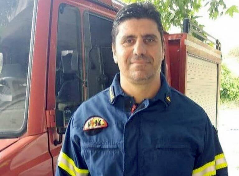 Ένας πυροσβέστης νεκρός και ένας στο νοσοκομείο από φωτιά στη Θεσσαλονίκη! | tlife.gr Ένας πυροσβέστης νεκρός και ένας στο νοσοκομείο από φωτιά στη Θεσσαλονίκη! | tlife.gr