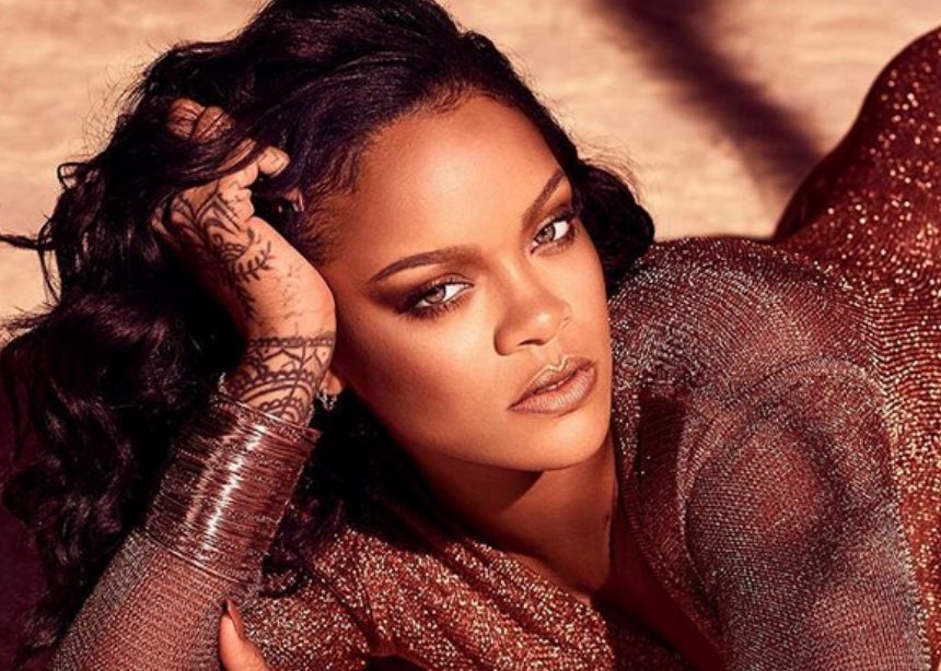 Finally! Η Rihanna λανσάρει 8 bronzer για κάθε τόνο επιδερμίδας!