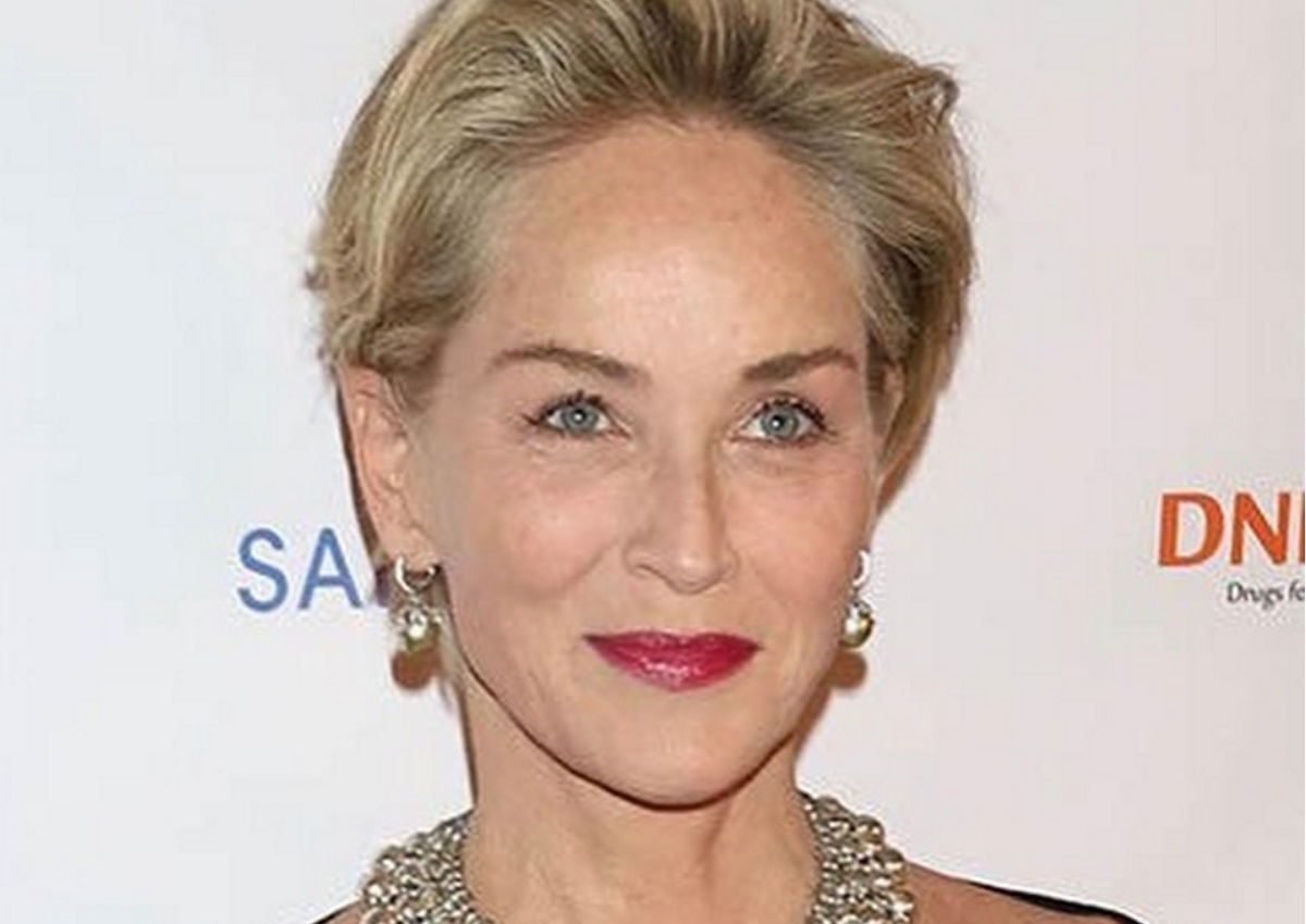 Sharon Stone: Η εκπληκτική ομοιότητα με την μητέρα της! [pic]