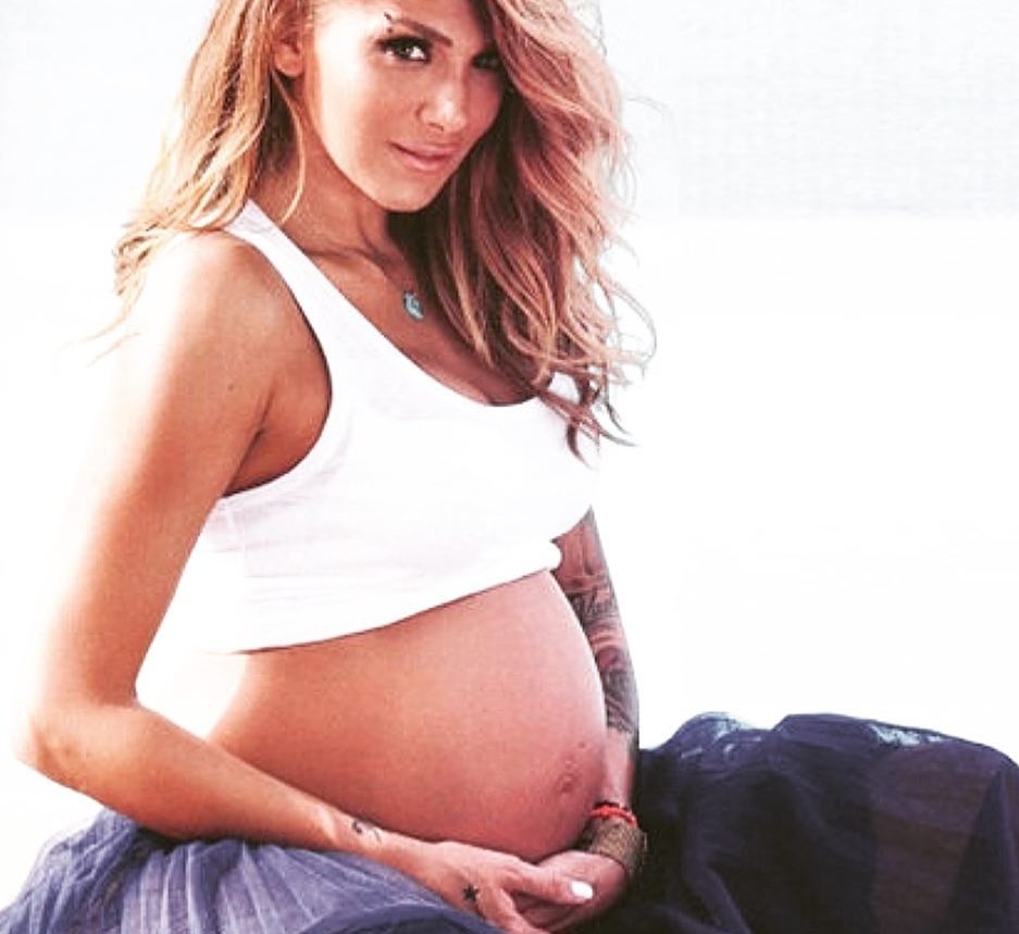 Aγγελική Ηλιάδη: Η φωτογραφία από την εγκυμοσύνη της και η “μπηχτή” για όσα γράφτηκαν…