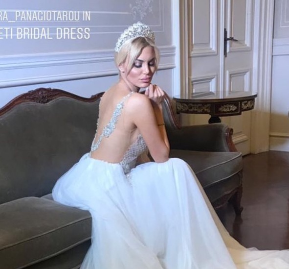 Αλεξάνδρα Παναγιώταρου: Ντύνεται ξανά… νύφη και είναι εντυπωσιακή! [pics]