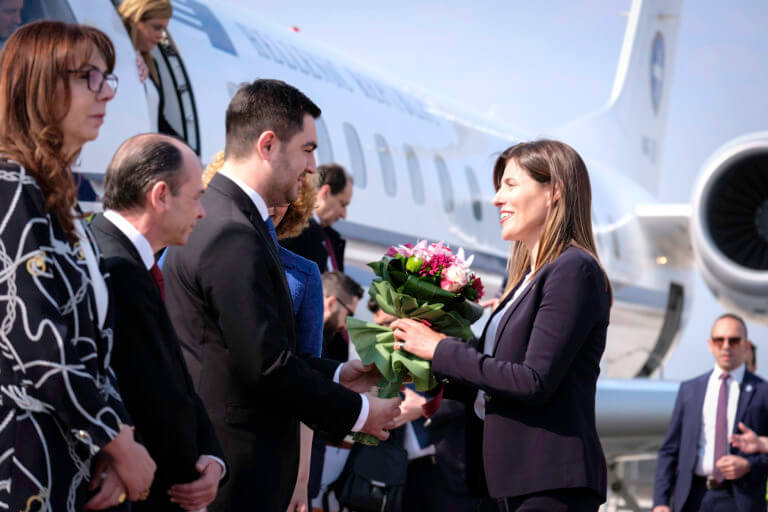 Μπέτυ Μπαζιάνα: Έκλεψε τις εντυπώσεις στα Σκόπια