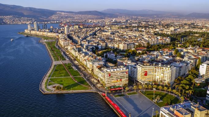 Πασίγνωστος ηθοποιός-παρουσιαστής μετακόμισε στην Τουρκία