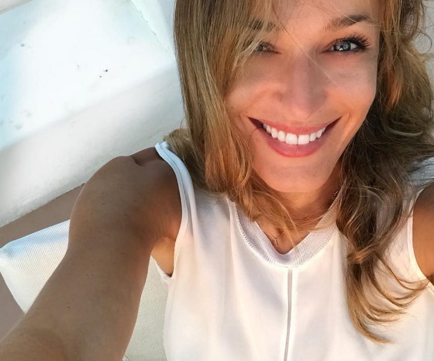 Κάτια Ζυγούλη: Πιο όμορφη από ποτέ σε no make up selfie φωτογραφία που ανέβασε!