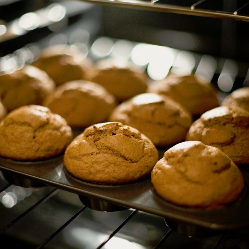 Συνταγή για λαχταριστά muffin από την Μιράντα Κερ
