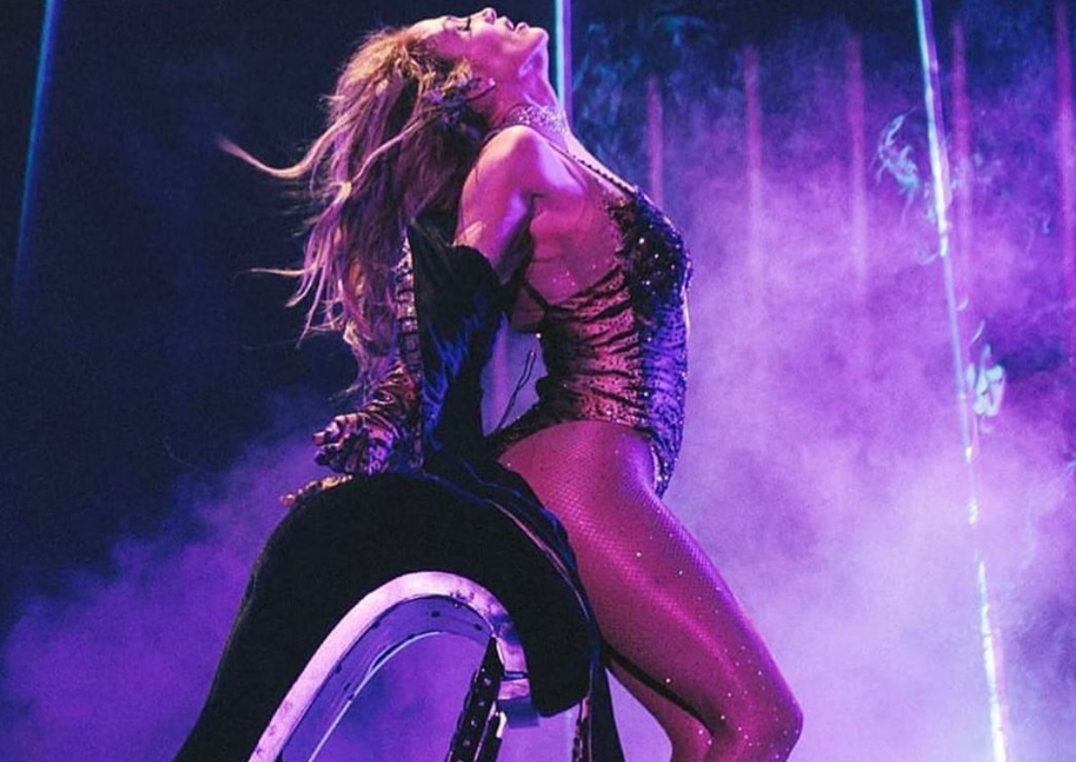 Jennifer Lopez: Όλα όσα γίνονται στα backstage της  περιοδείας της! [video]
